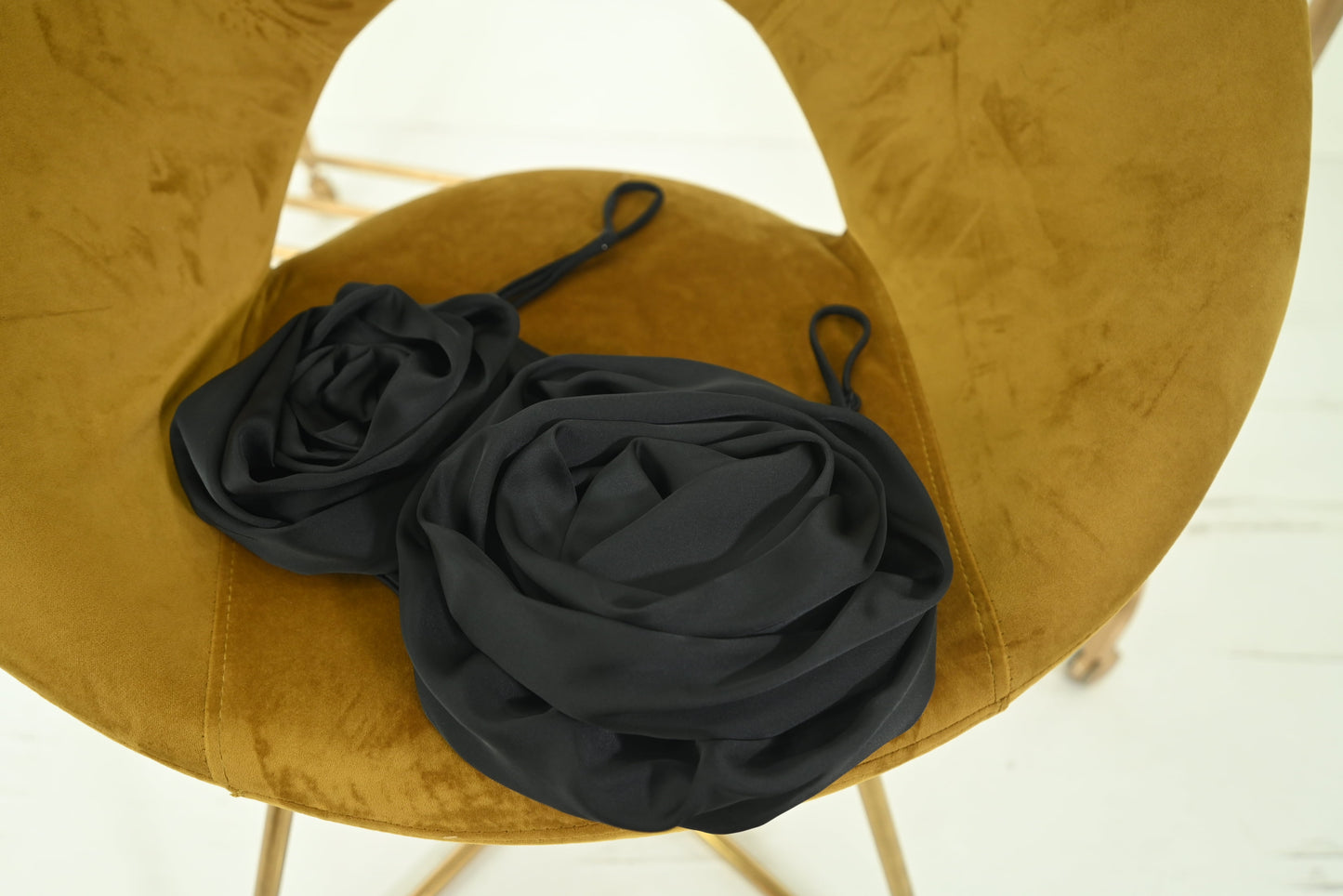 Off Roses Bandeau (Black)