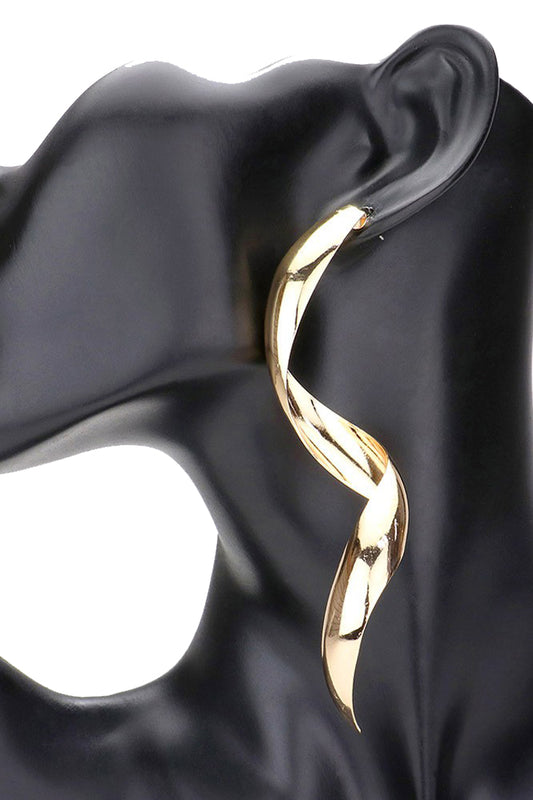 Gold Twisted Fantasy Earrings